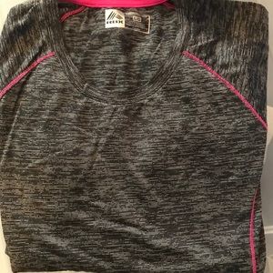 Women’s grey long sleeve performance tee- Sz. L